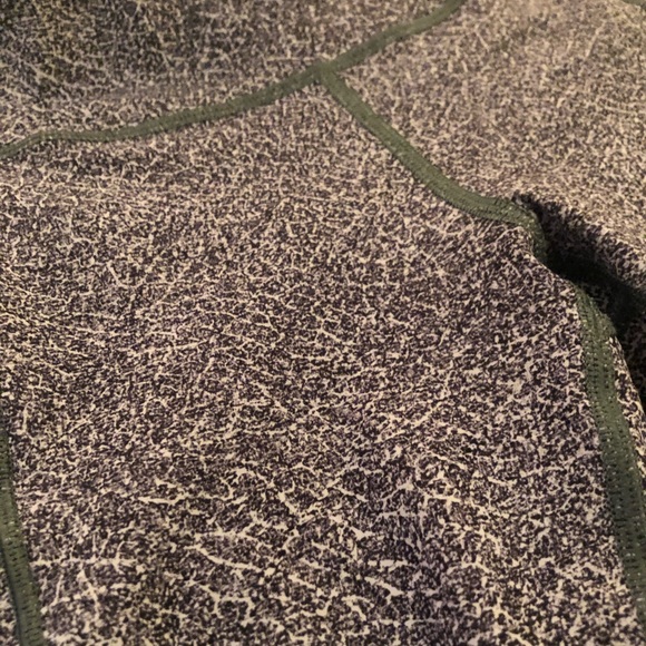 Lululemon leggings - Picture 2 of 7